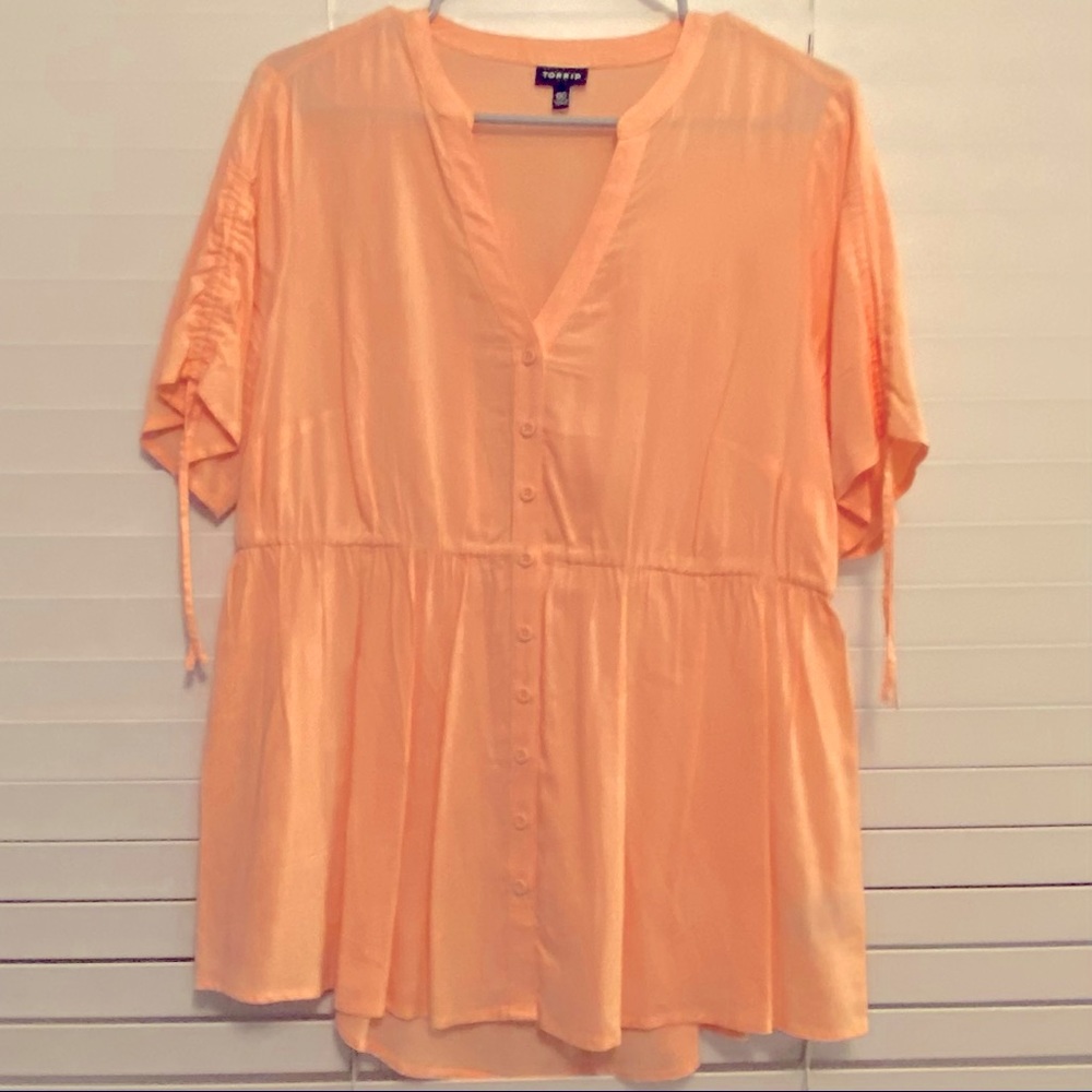 Torrid Coral Peach Babydoll Empire Waist Short Sleeve Top